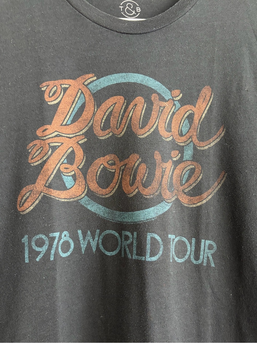 David Bowie 1978 World Tour Black Graphic Tee - Picture 2 of 4